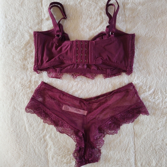 Victoria's Secret Dream Angels Wicked Bra & Panty - Picture 3 of 4